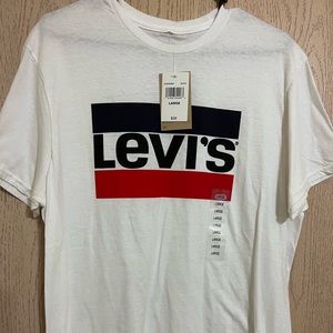 Levi’s shirt
